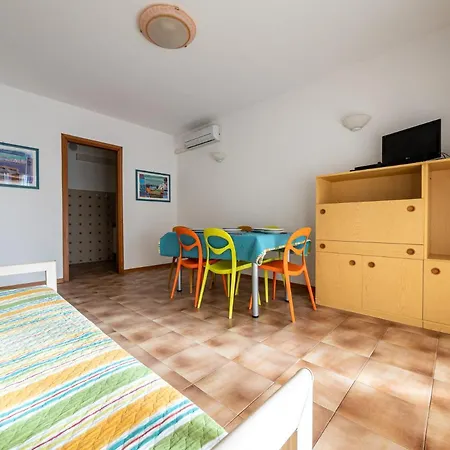 Apartament Fidia *